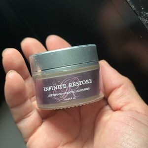 Infinite Restore Age Defense Hydrating Moisturizer anti wrinkle tightening cream
